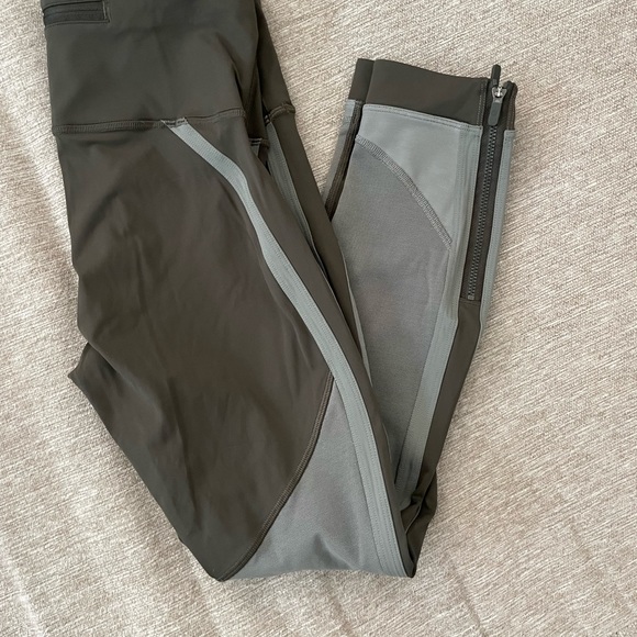 LULULEMON ZIp the Line Nulux leggings 23" Green - size Small / 4 leggings - Picture 2 of 4